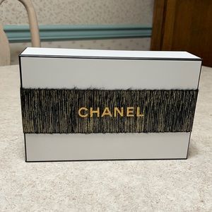 CHANEL Black and Gold Accessory Box